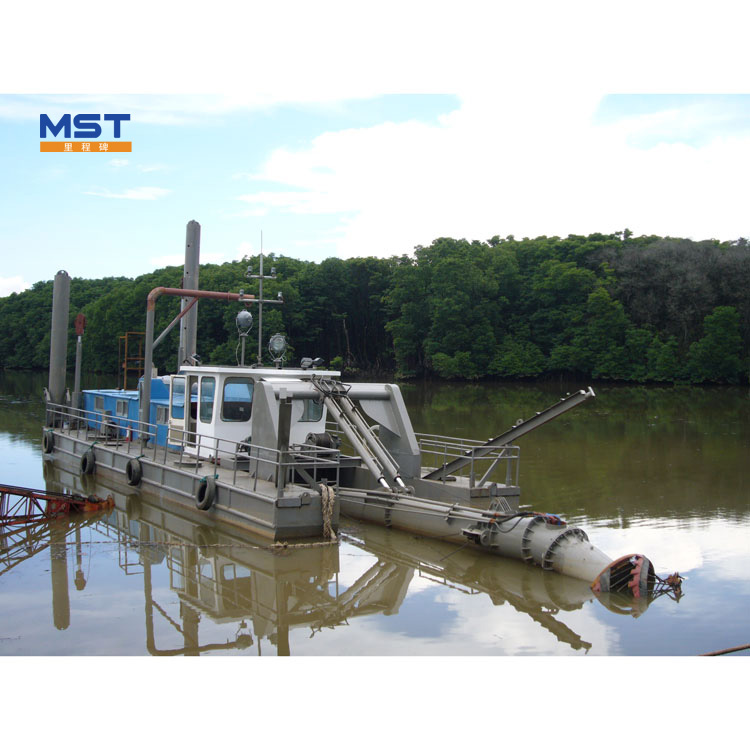 What are the advantages of Cutter Suction Dredger?
