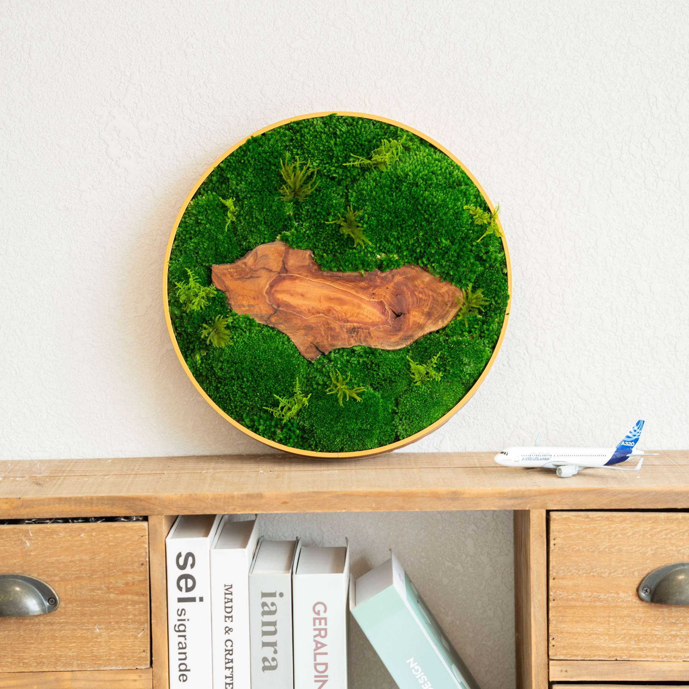 Preserved Moss Manufacturer Shares Secrets to Long-Lasting Moss Walls